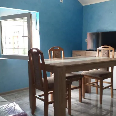 Lux A5 At Location In Apartamento Pančevo